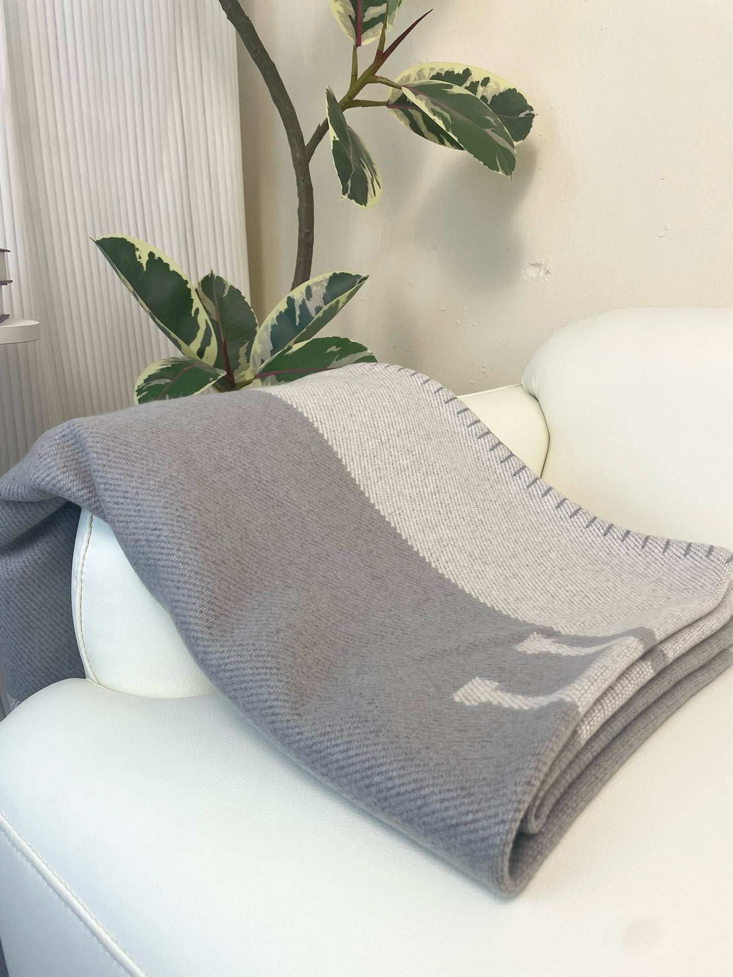 Merino Wool Light Gray Blanket
