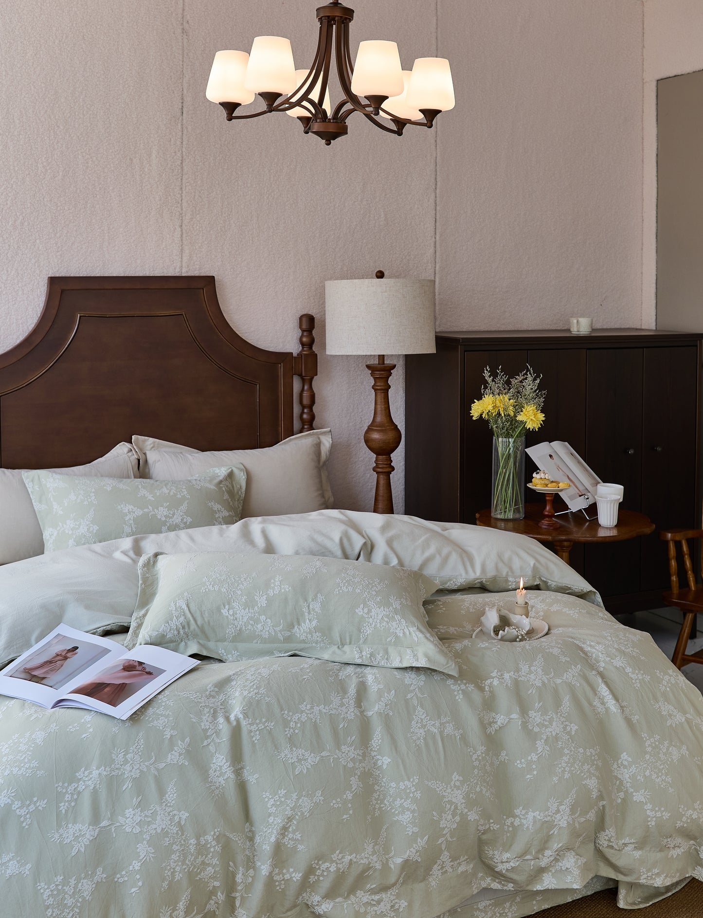 "Blooming" Bedding Set of 4 pcs