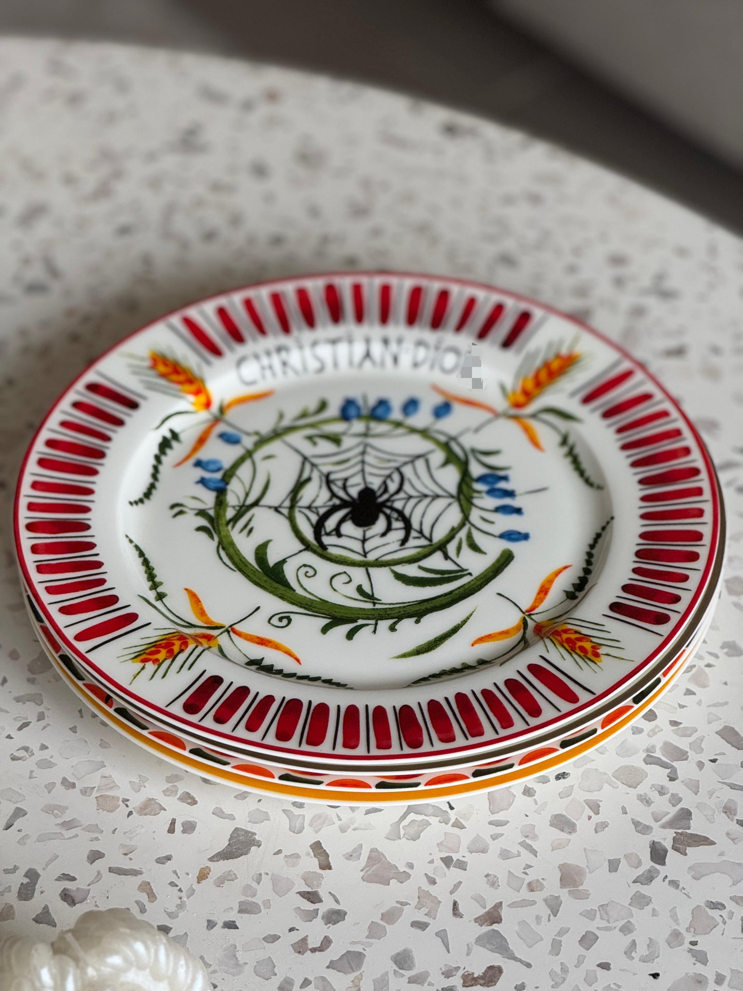 Set of 4 ceramic designer plates