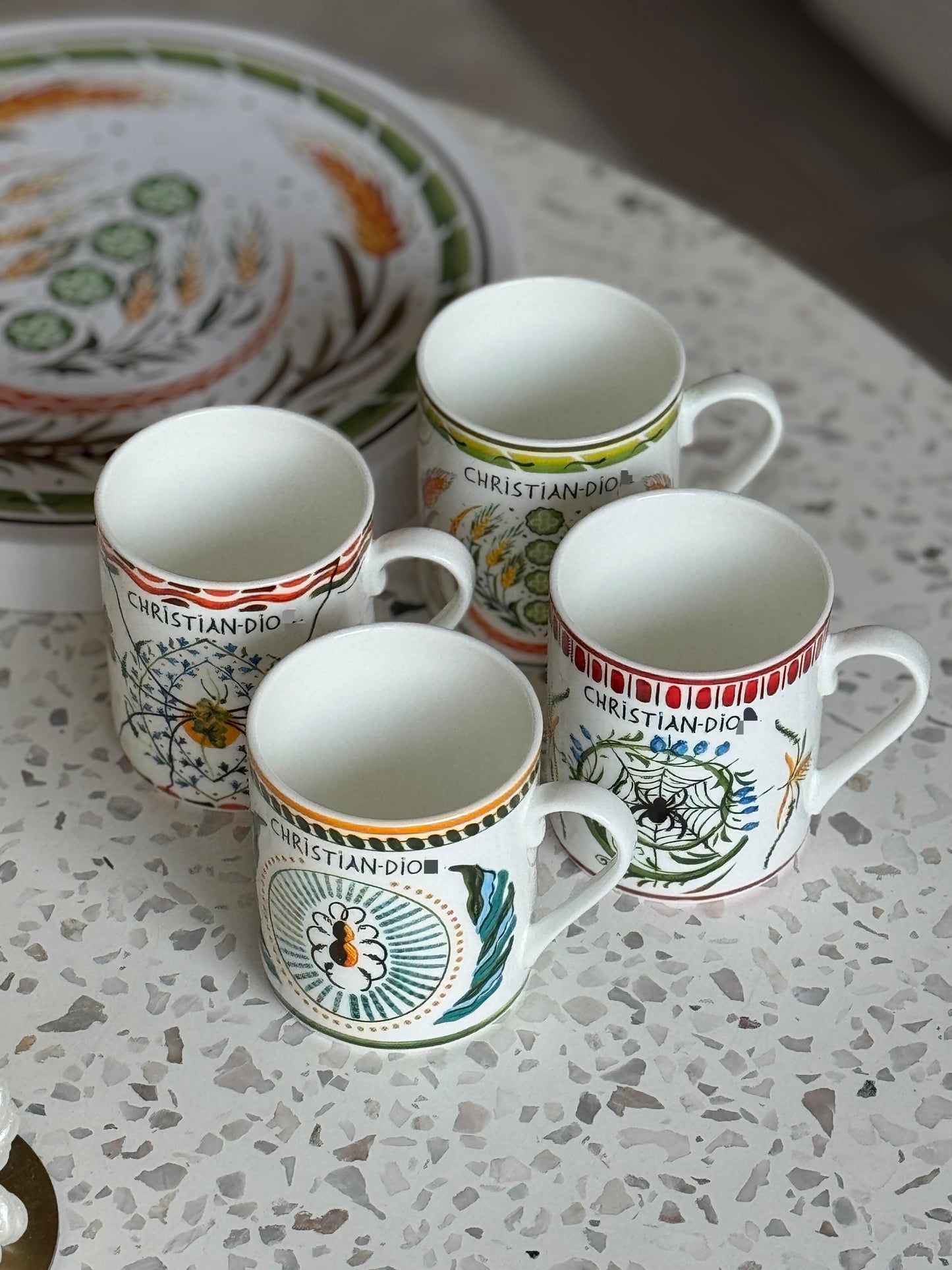 Set of 4 ceramic designer mugs