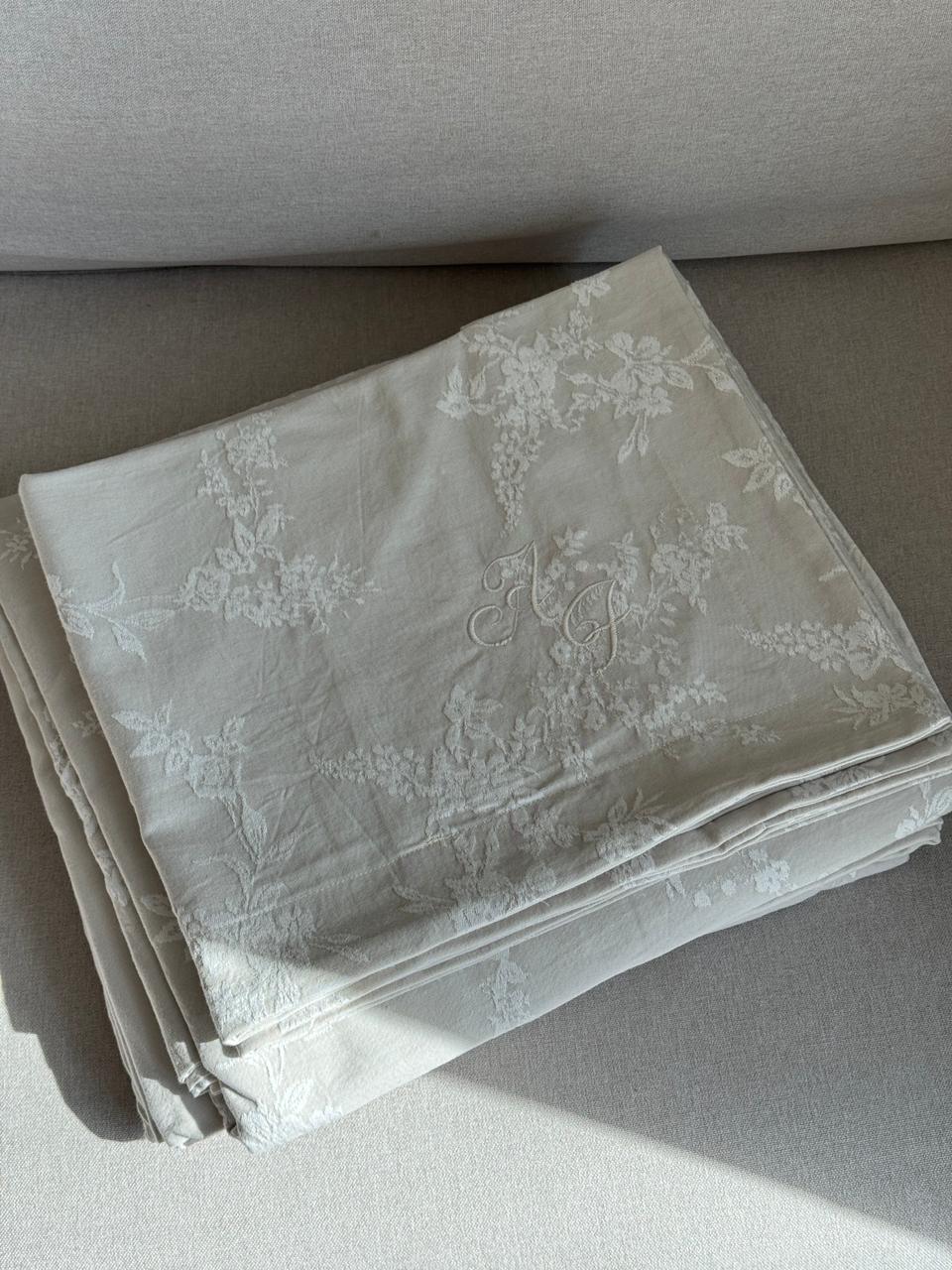 "Blooming" Bedding Set of 4 pcs