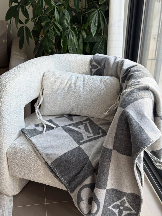 Cashmere Gray Cozy Blanket