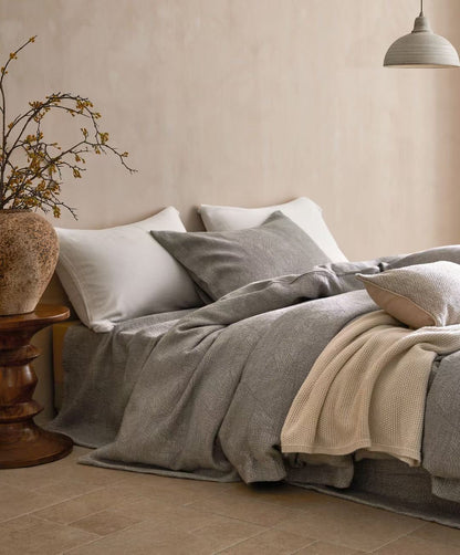 "Stitches" warm bedding set of 4 pcs