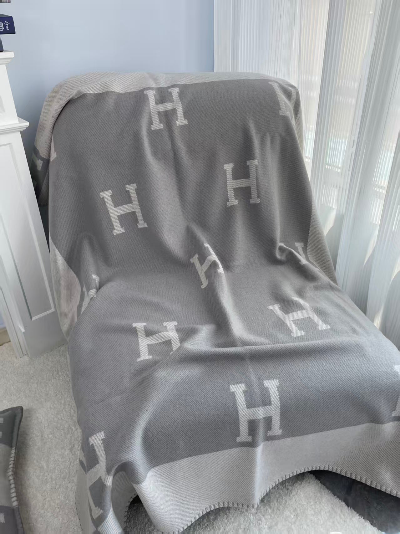 Merino Wool Light Gray Blanket