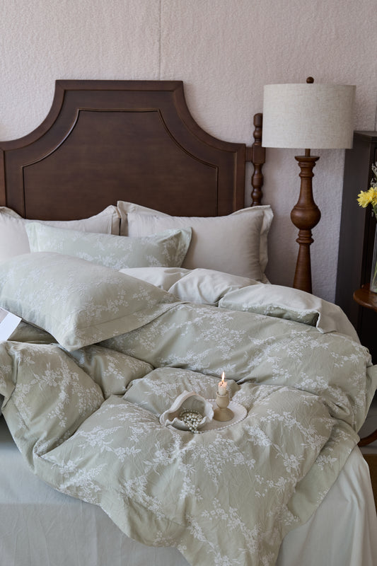 "Blooming" Bedding Set of 4 pcs