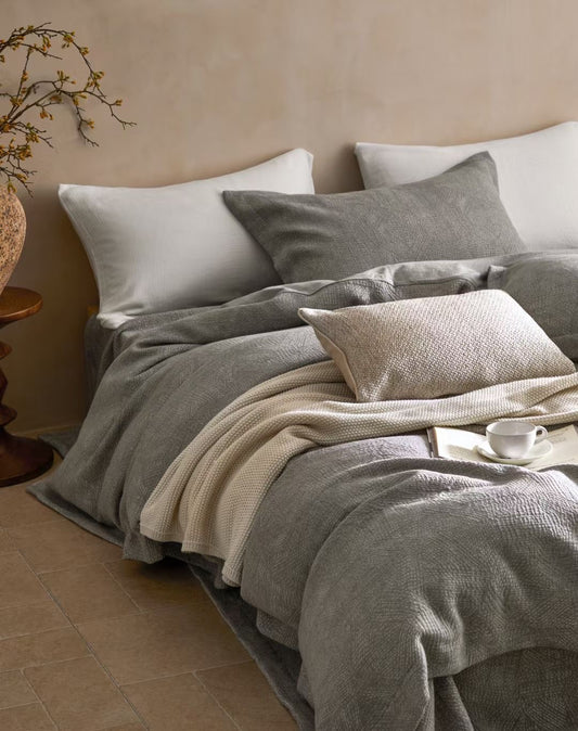 "Stitches" warm bedding set of 4 pcs