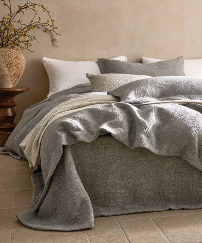 "Stitches" warm bedding set of 4 pcs